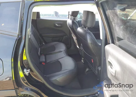 2020 Jeep Compass Trailhawk 4X4 from USA, damaged, VIN 3C4NJDDB6LT138770